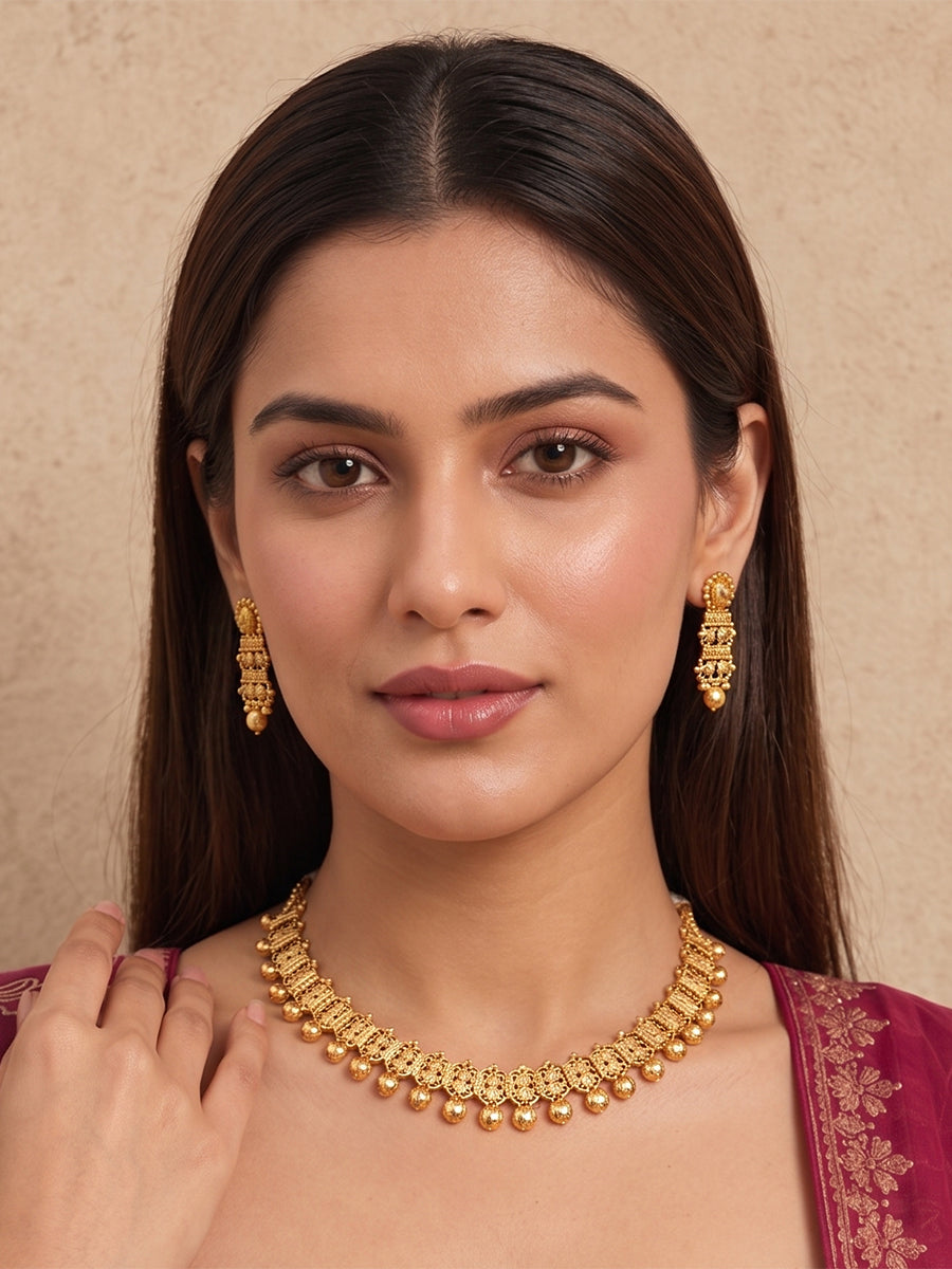 Garvita Necklace Set-Gold