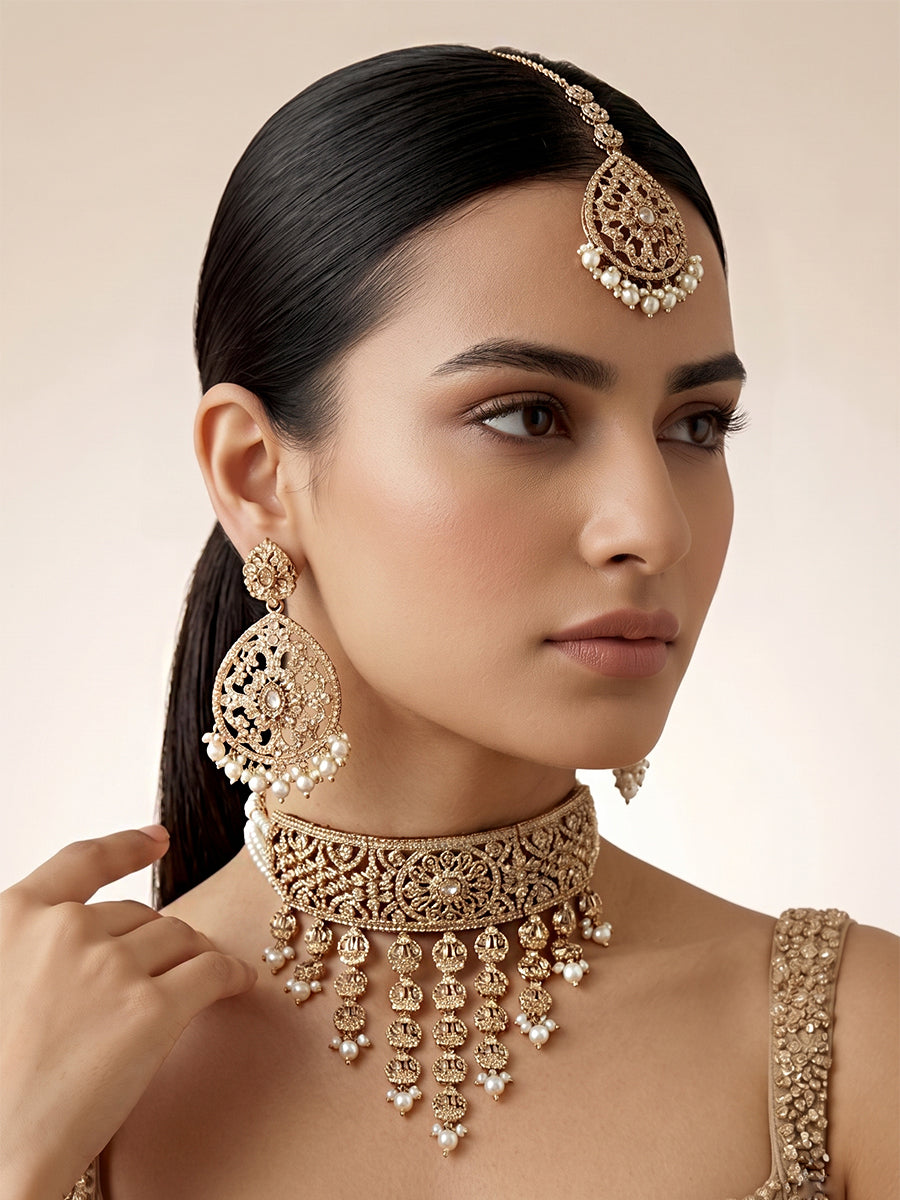 Navisha Choker Necklace Set-Gold