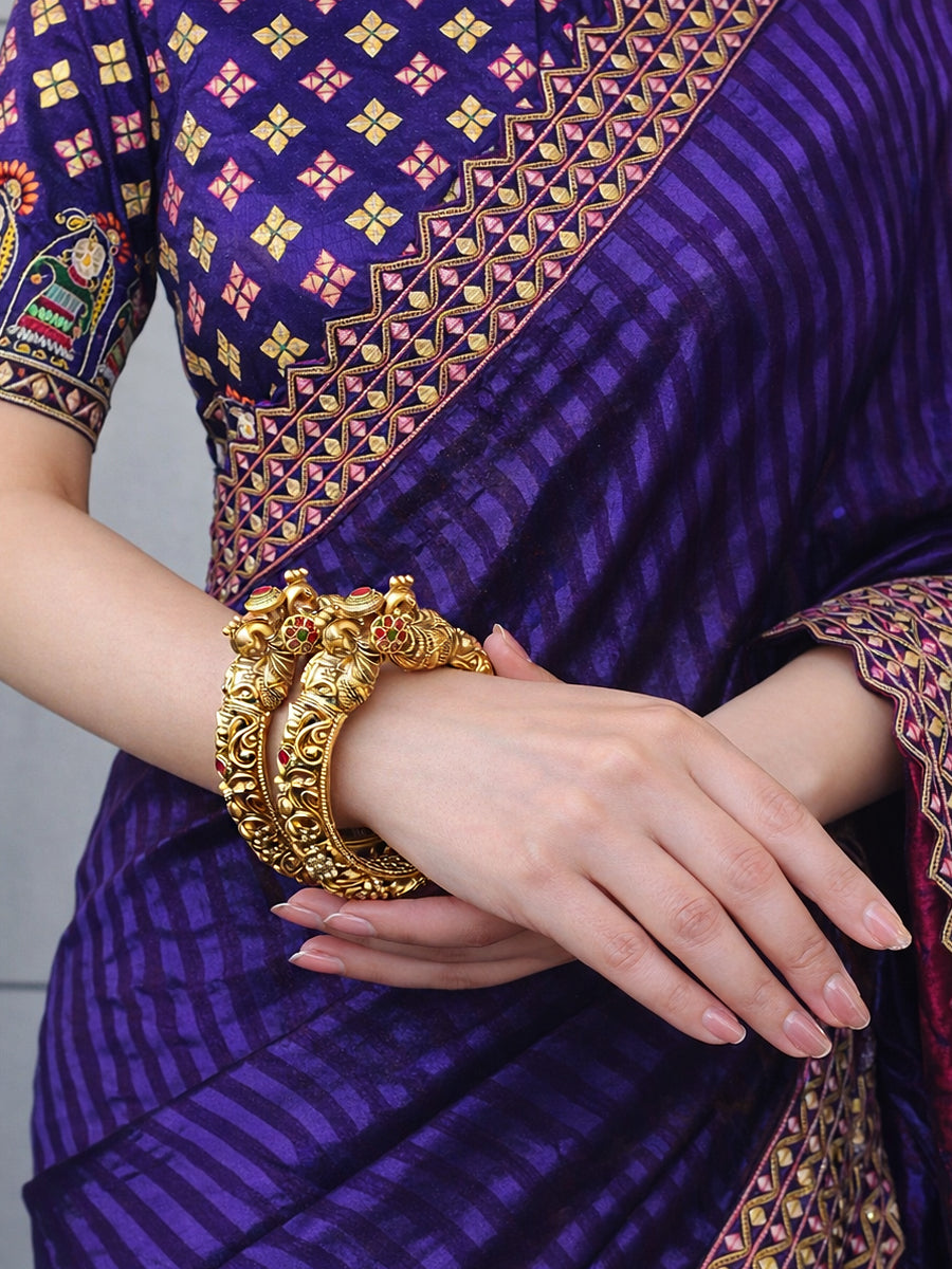Vanika Bangle Set