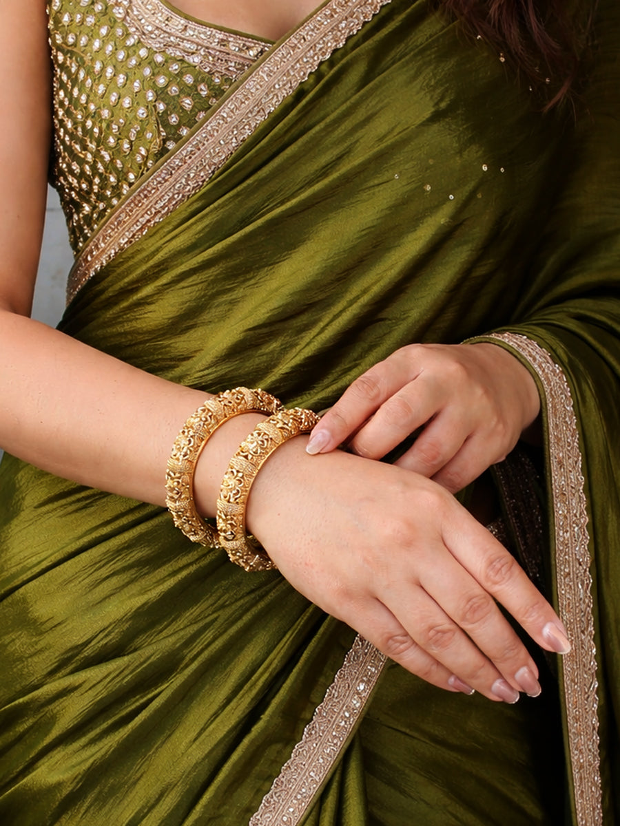 Jaya Bangle Set