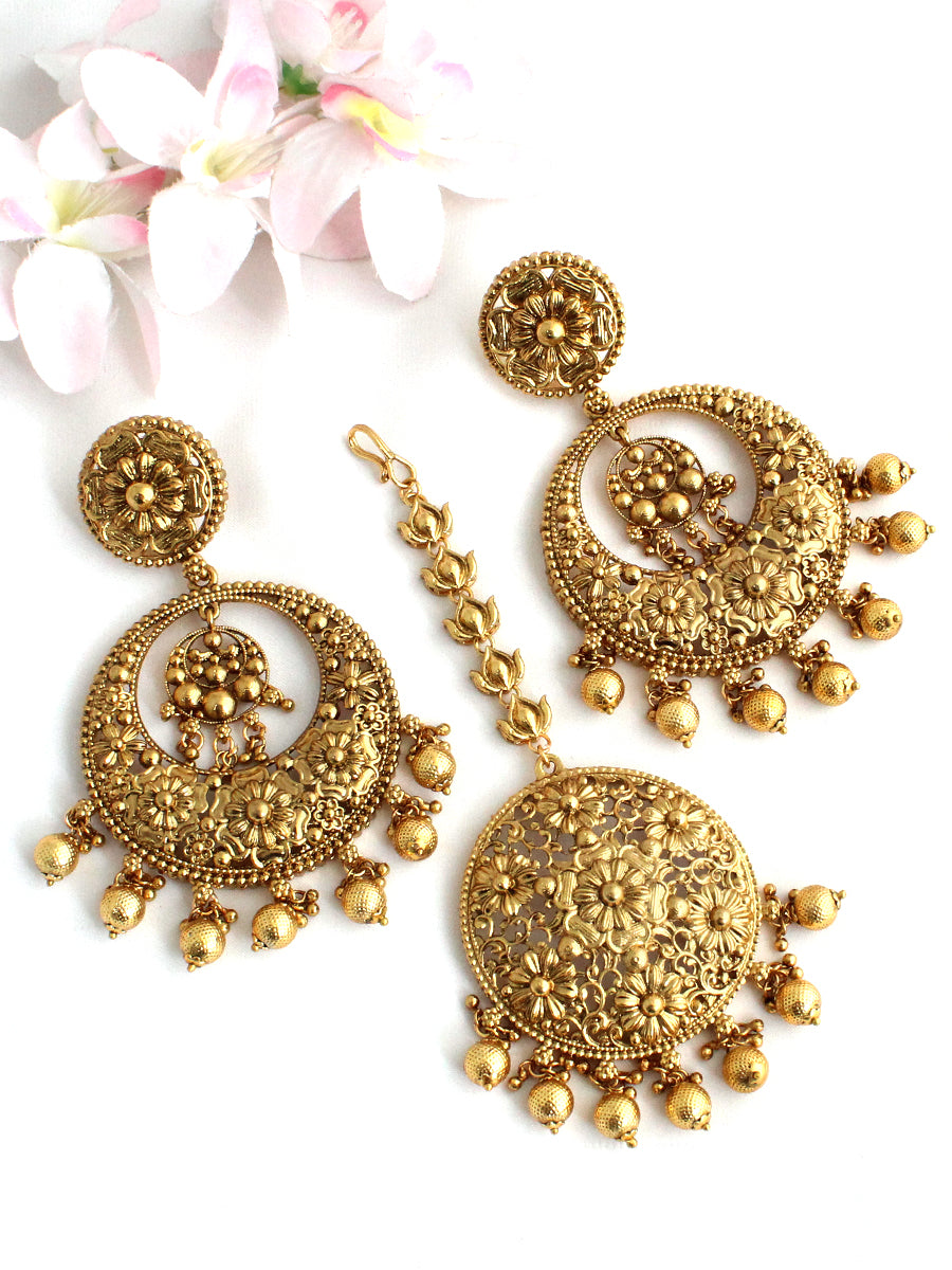 Ambika Earrings & Tikka-Gold