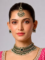 Shanvi Choker Necklace Set