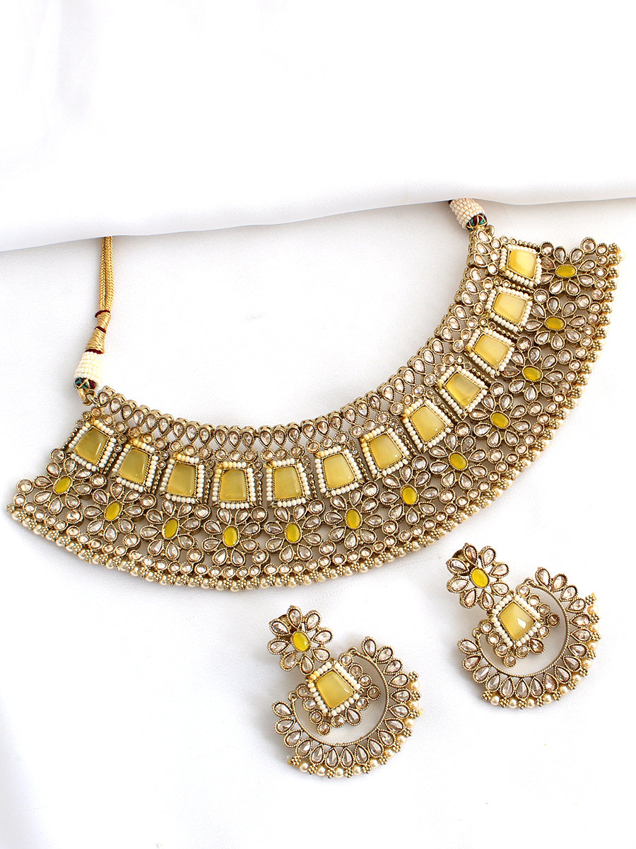 Samiya Necklace Set